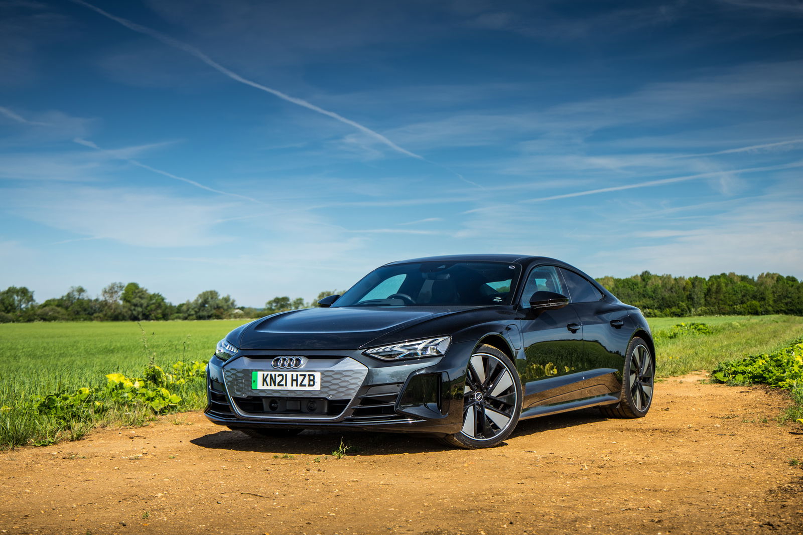 3 Things The Audi E-Tron GT Does Better Than A Porsche Taycan, And 3 It Doesn't