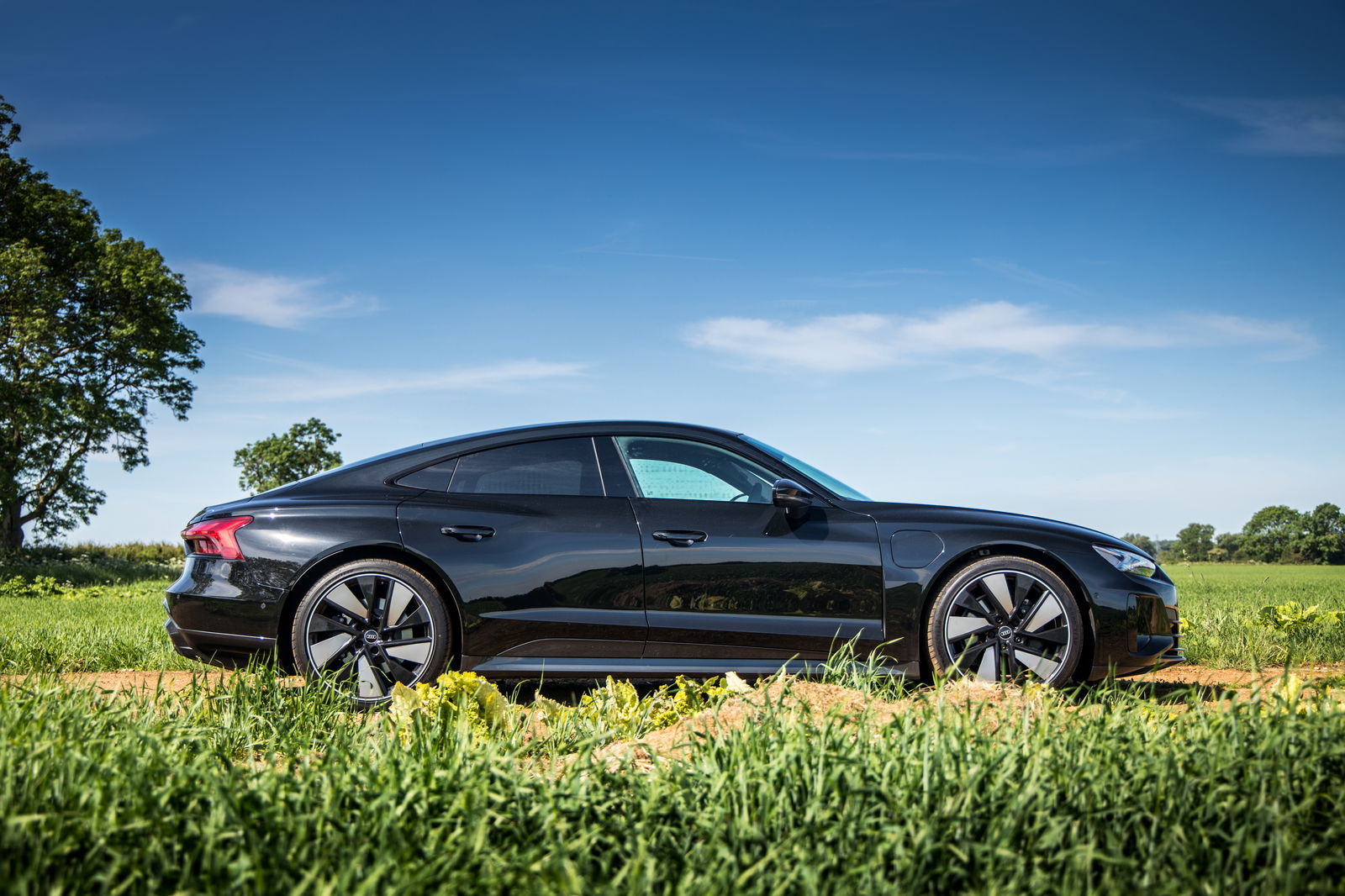 3 Things The Audi E-Tron GT Does Better Than A Porsche Taycan, And 3 It Doesn't