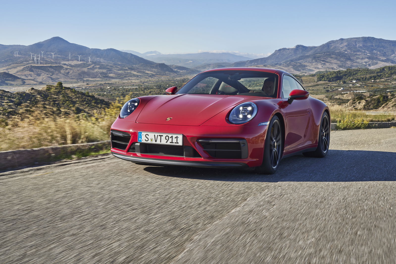 The New 473bhp Porsche 911 GTS Has 992 Turbo Bits And Less Sound Proofing