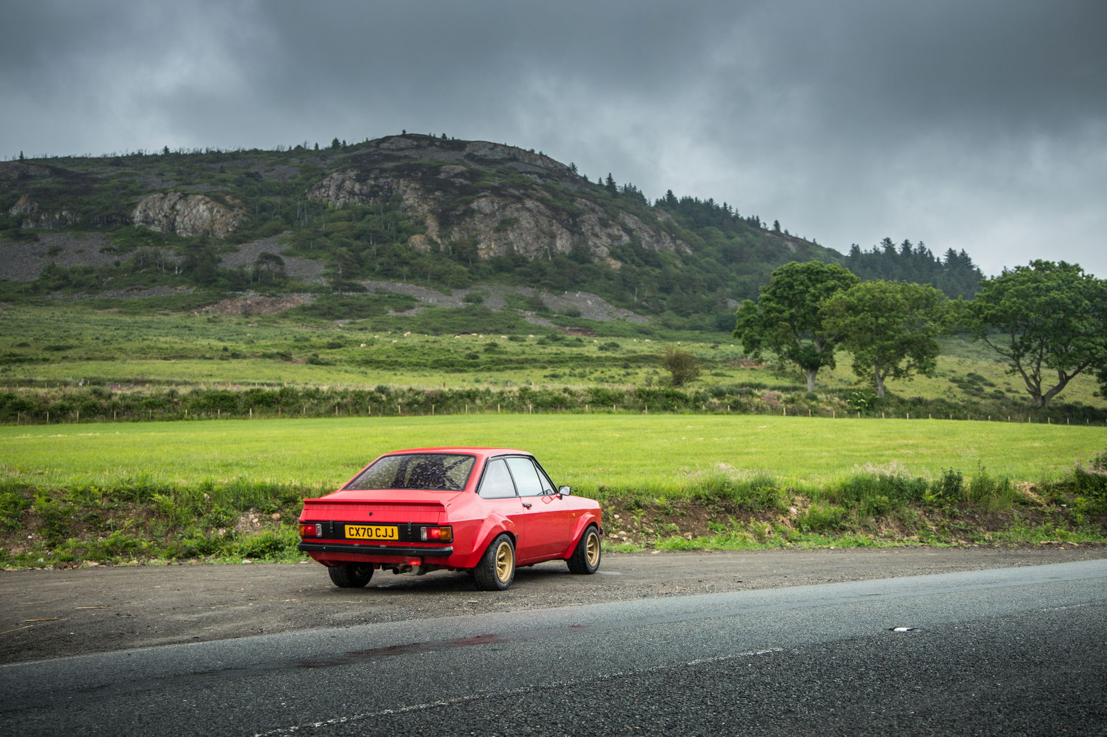 What It's Like To Drive A Brand New Mk2 'Ford Escort'