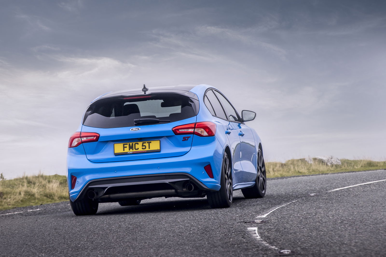 The Ford Focus ST Edition Has Manually Adjustable Coilovers And A Special Shade Of Blue