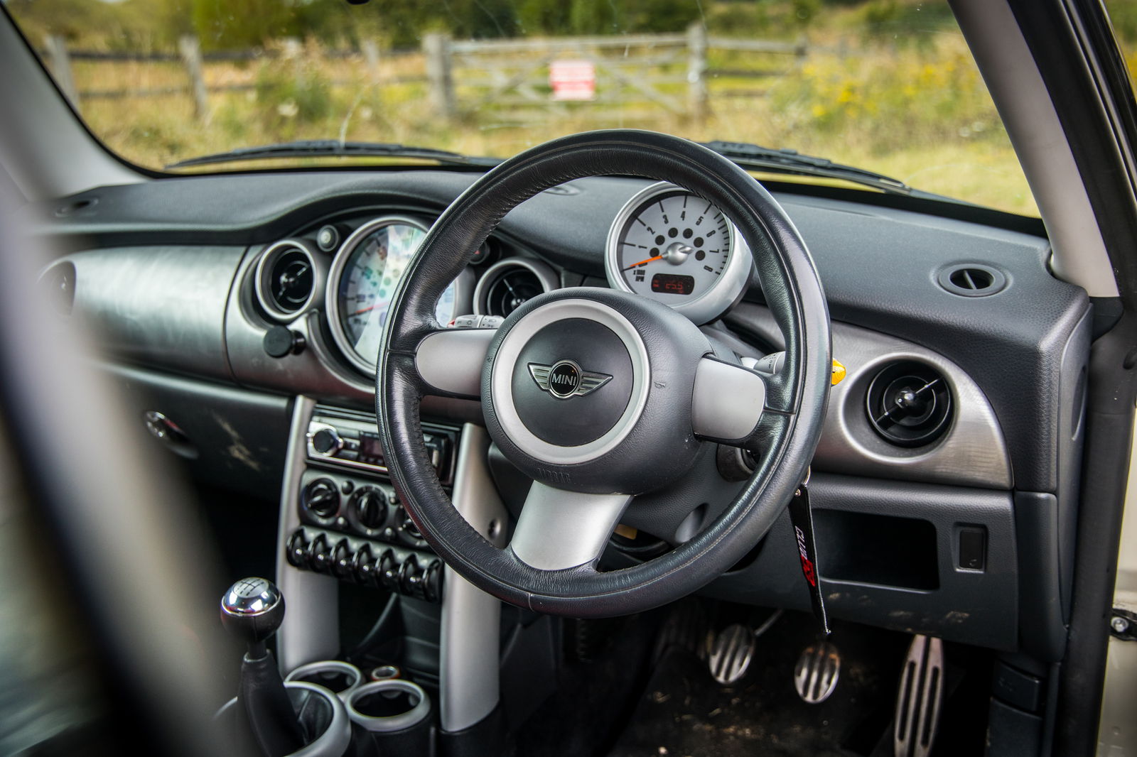 Mini Cooper S R53 Vs F56: What Progress Has Been Made In 20 Years?