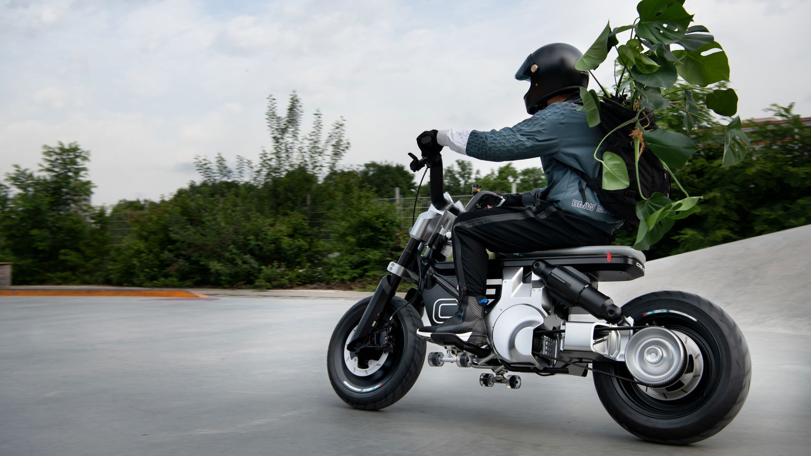 The BMW Concept CE 02 Is A Motorbike For The Future With A Skateboard Foot Rest