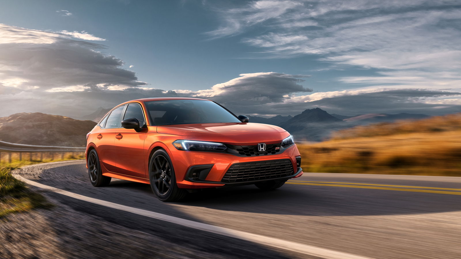 The New Saloon-Only Honda Civic Si Arrives With Type R Stuff And 197bhp