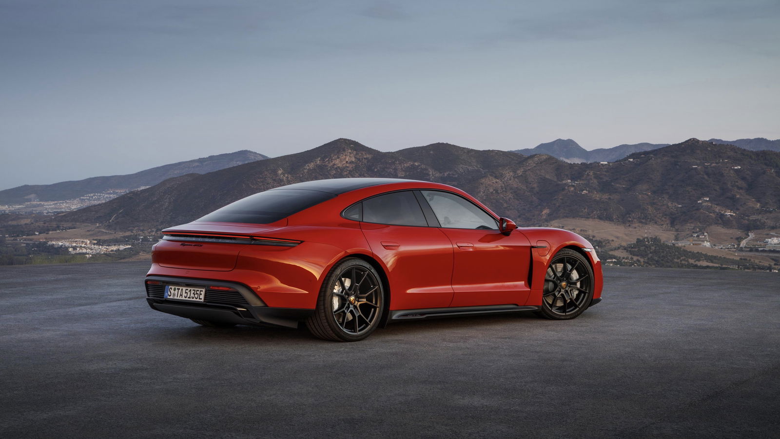 Porsche Taycan GTS Arrives Along With New Sport Turismo Estate