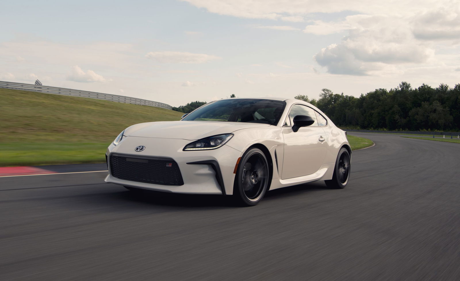 You Have Just Two More Years To Buy A Dodge Hellcat