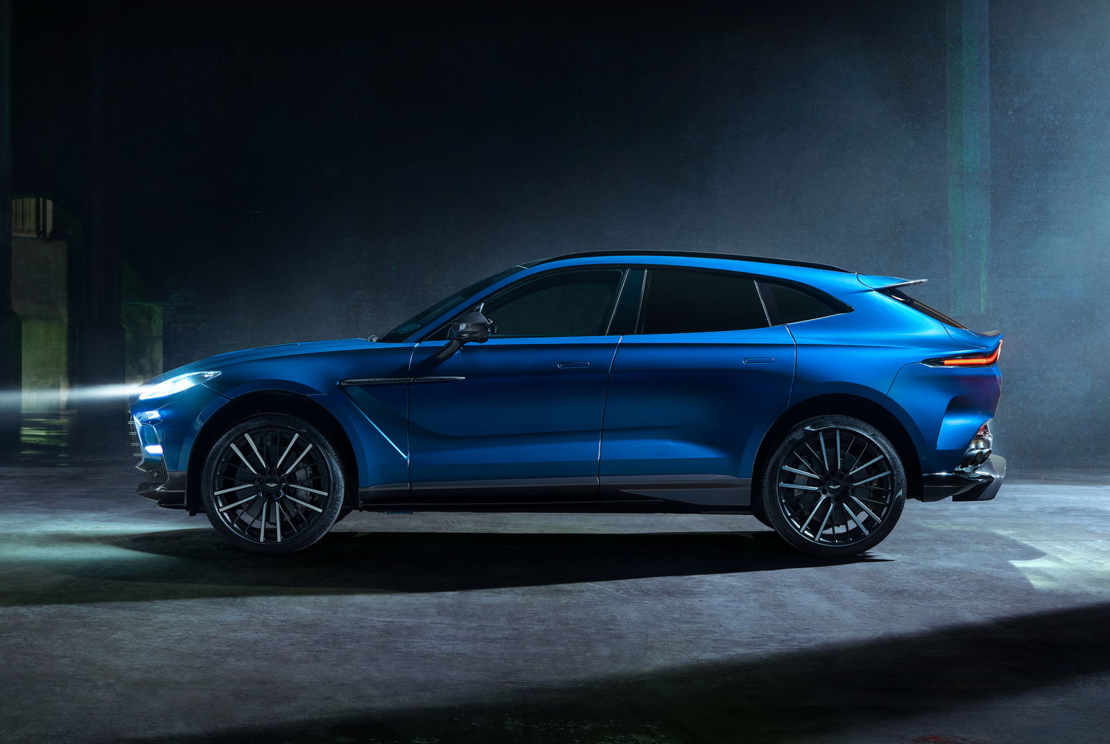 The Aston Martin DBX707 Just Won The SUV Horsepower War