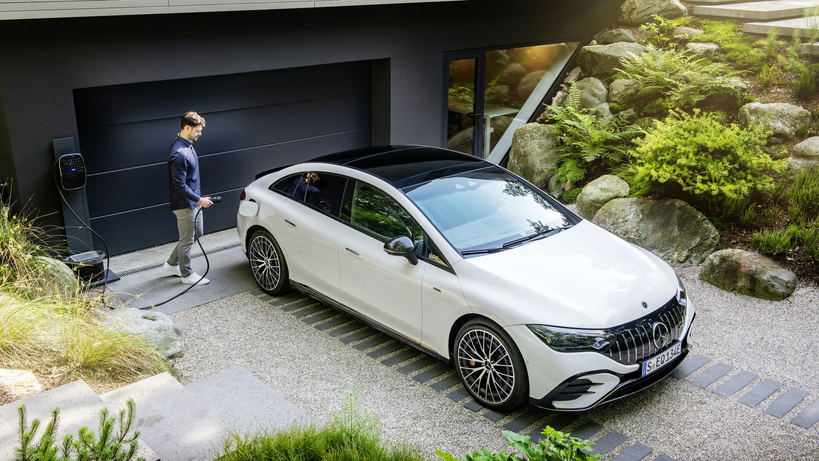 The 677bhp, 1000Nm Mercedes EQE 53 Will Do 0-62mph In 3.3 Seconds
