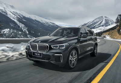 In China You Can Now Buy A Long Wheelbase BMW X5