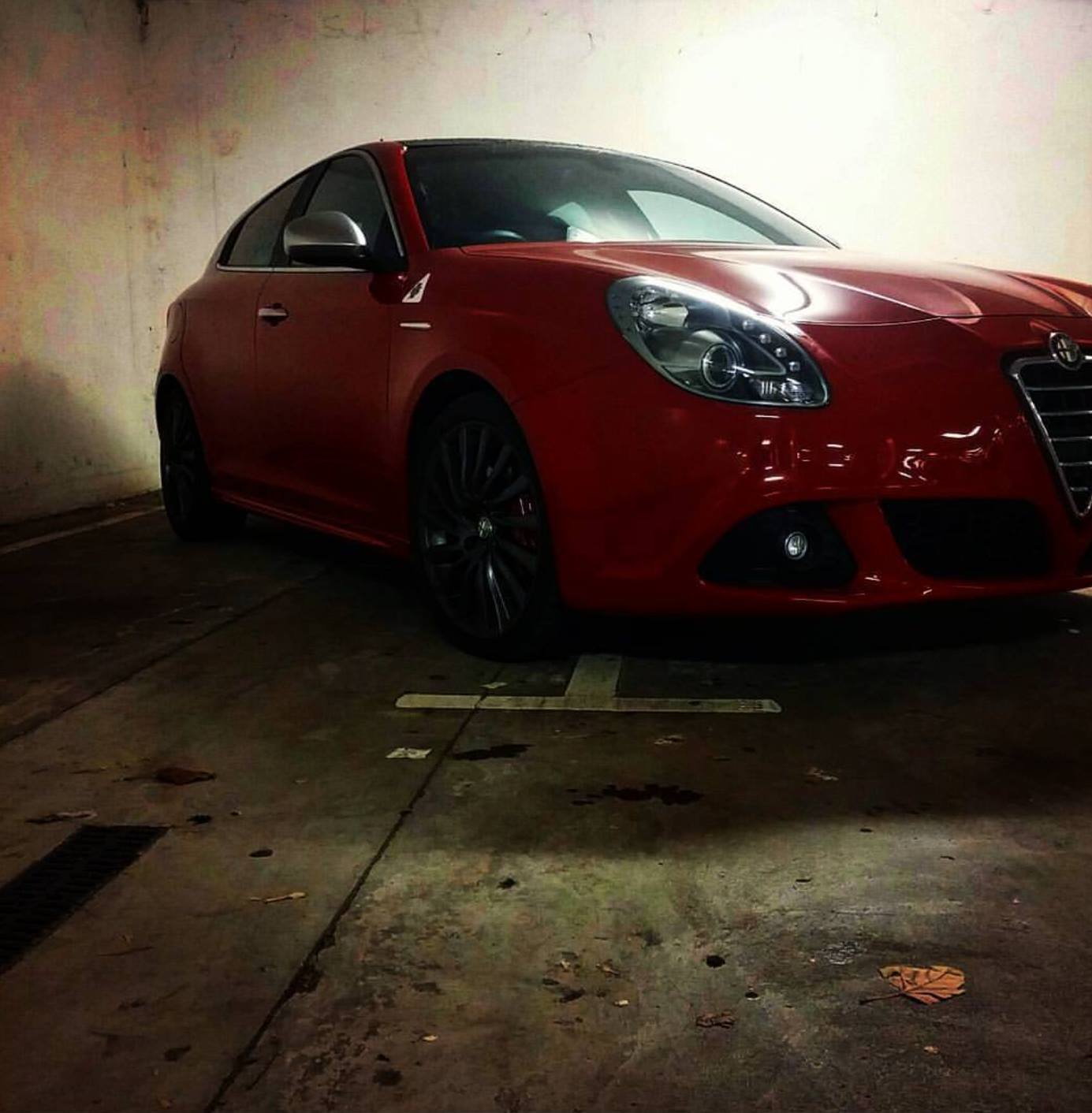 Alfa Romeo Giulietta Cloverleaf Review/Comparison with 2.5 Focus ST