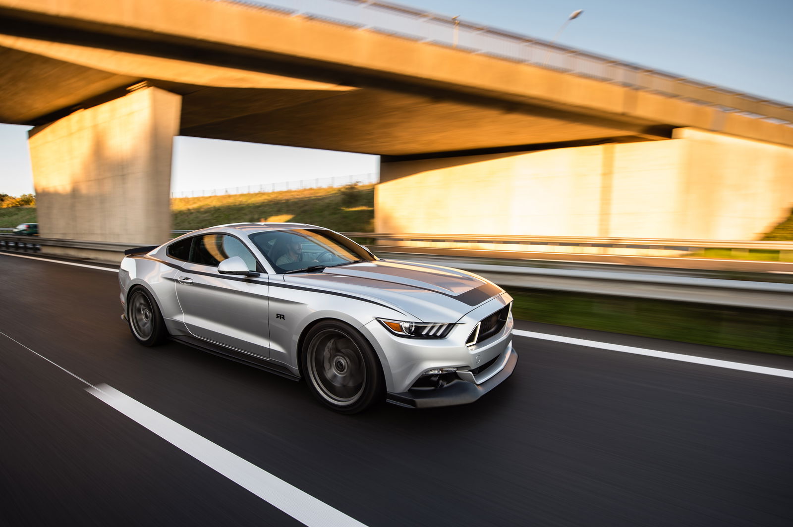 Top 5 Features of the Mustang RTR (And Lots of Reasons Why It's a Kickass Brand)