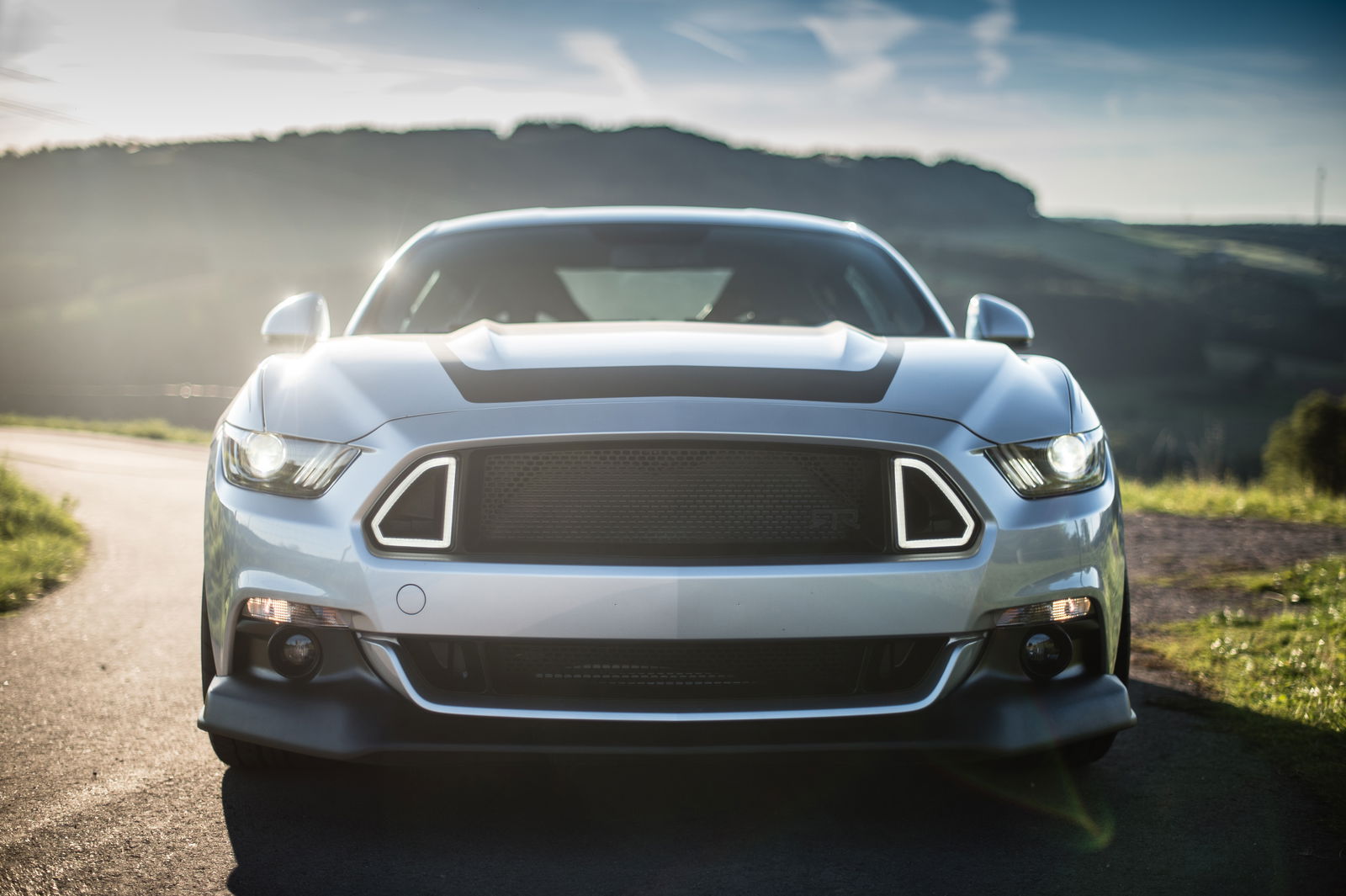 Top 5 Features of the Mustang RTR (And Lots of Reasons Why It's a Kickass Brand)