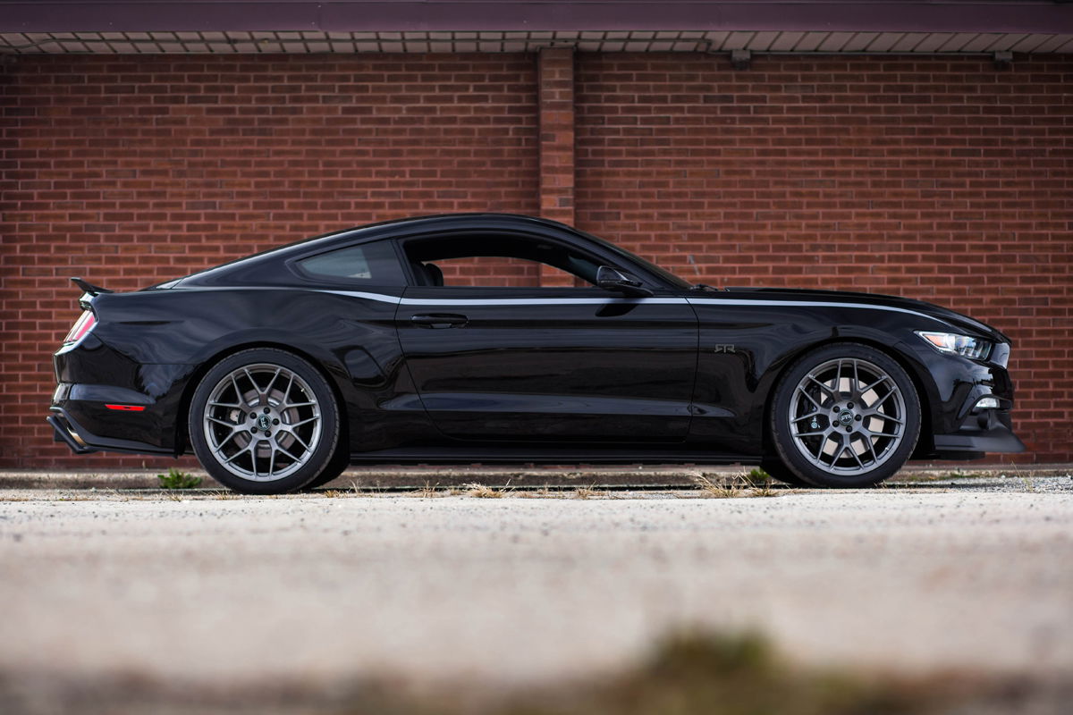 Top 5 Features of the Mustang RTR (And Lots of Reasons Why It's a Kickass Brand)