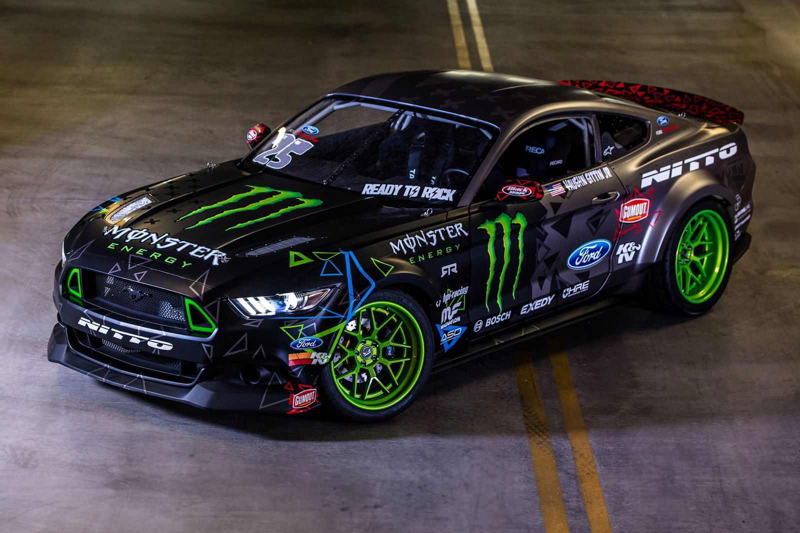 Top 5 Features of the Mustang RTR (And Lots of Reasons Why It's a Kickass Brand)