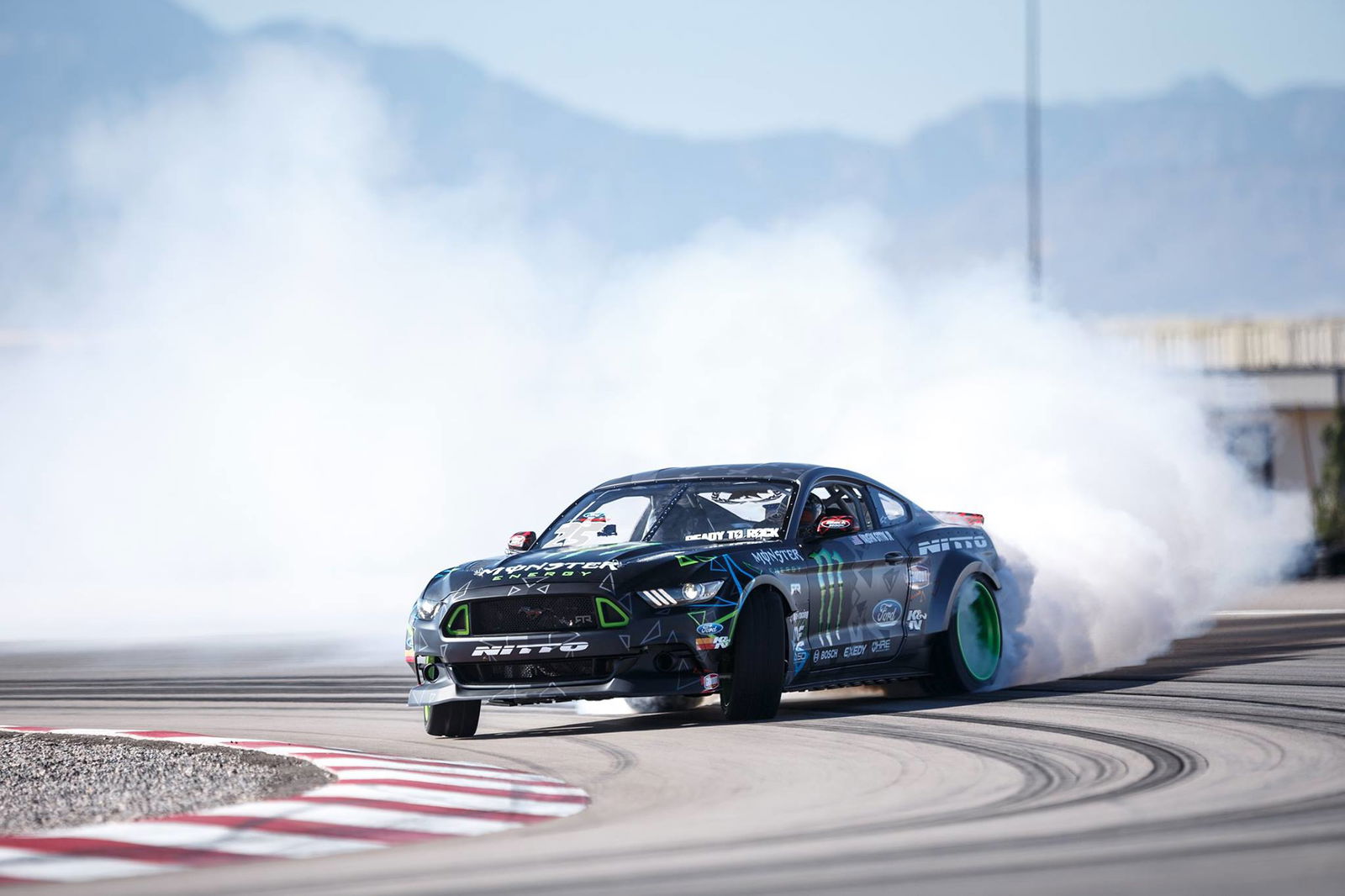 Top 5 Features of the Mustang RTR (And Lots of Reasons Why It's a Kickass Brand)