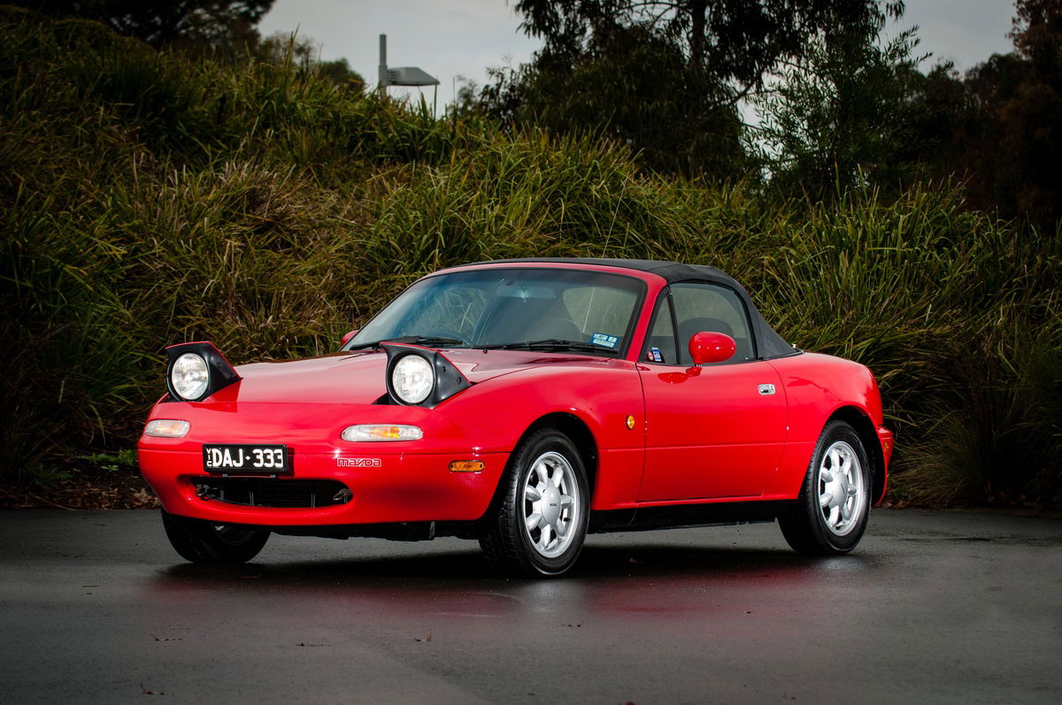 This particular car would be adorable to me if the black licence plate didn't make it look like Hitler.
