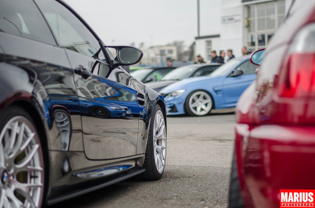 ACE CAFE MEET LONDON OVER 100 ///M CARS