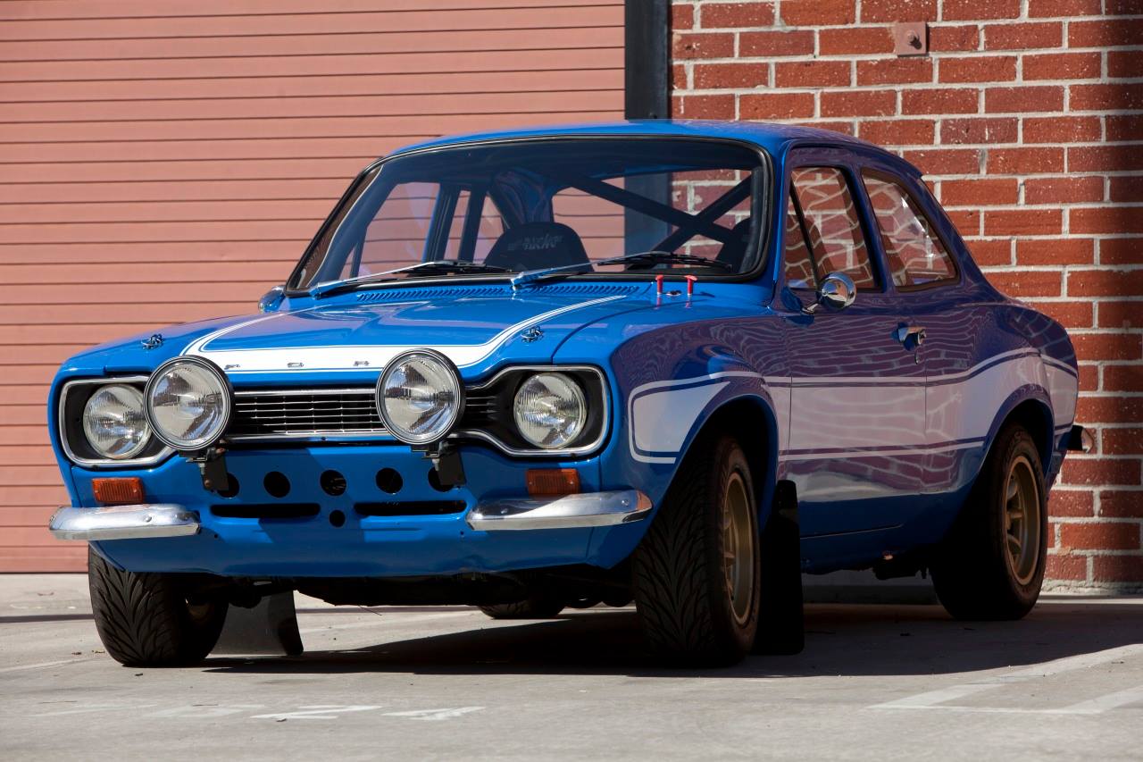 Since it's valentines day and once again I have no date, I'm going to pay a quick tribute to my dream car. #blogpost