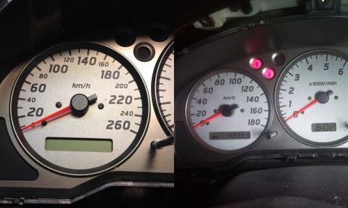 AUDM speedometer on the left, JDM speedometer on the right