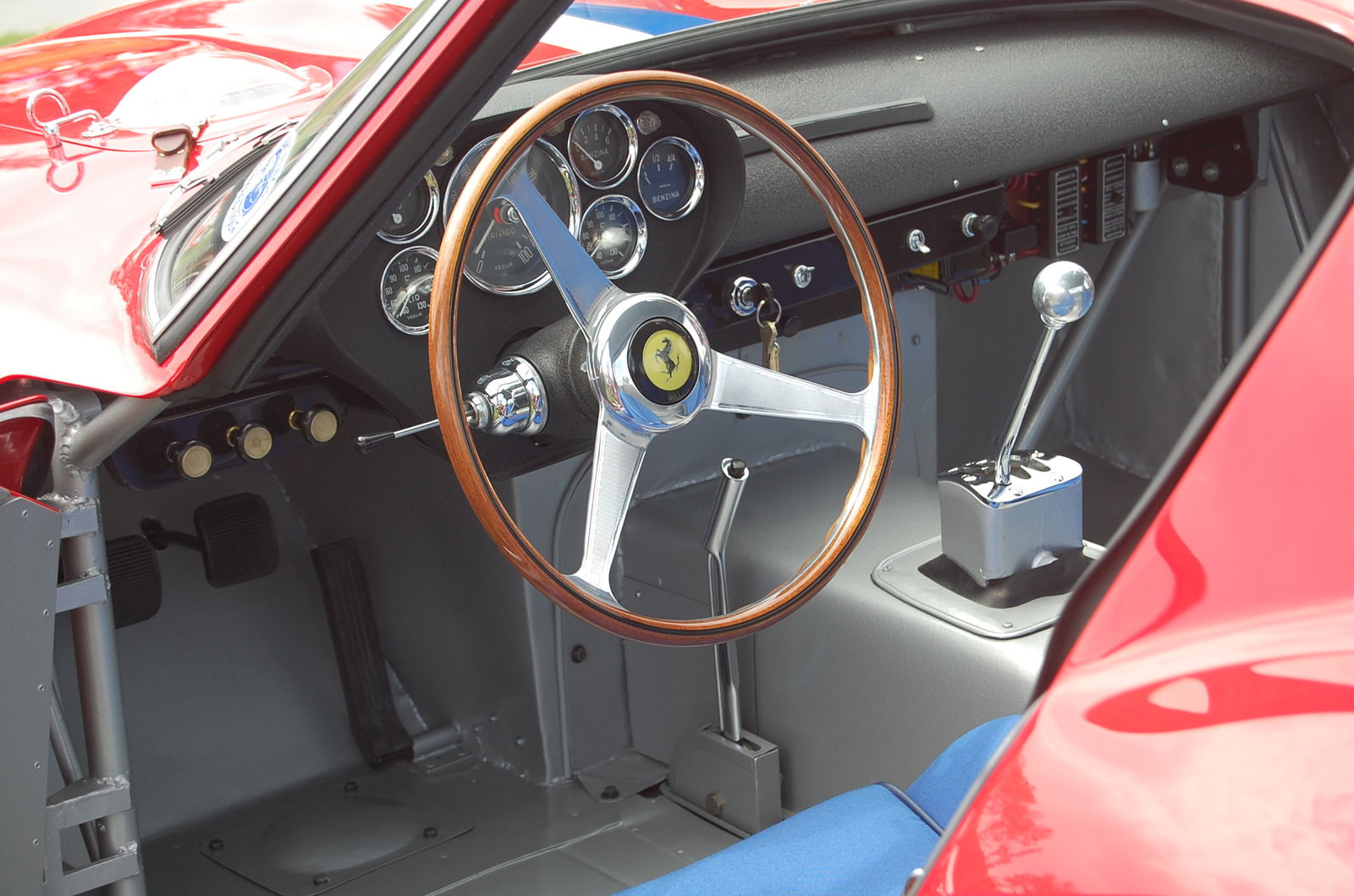 Ferrari 250 GTO - Article