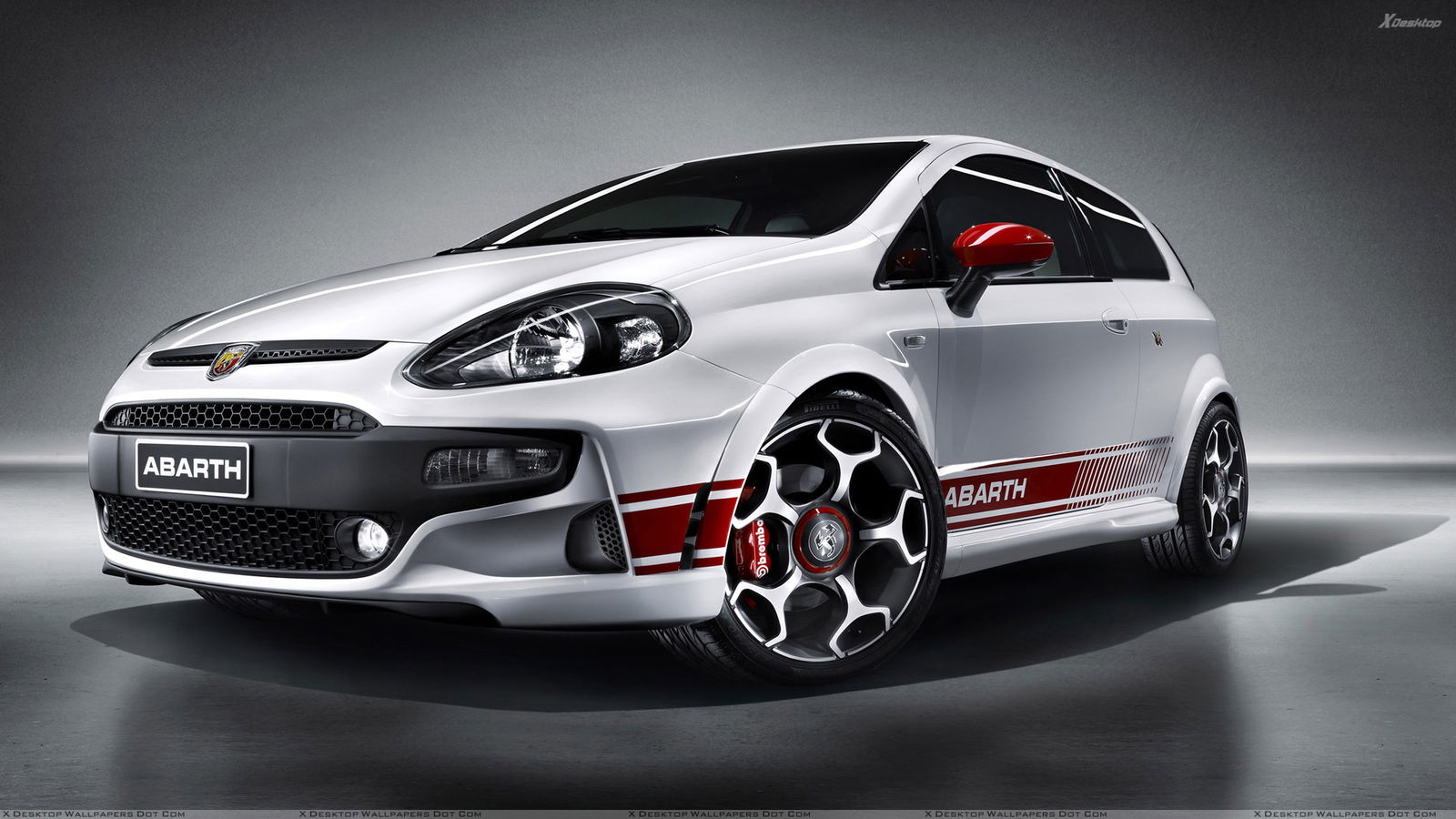 Thats the Abarth Punto, the only proper enthu car which won't bomb your pocket.