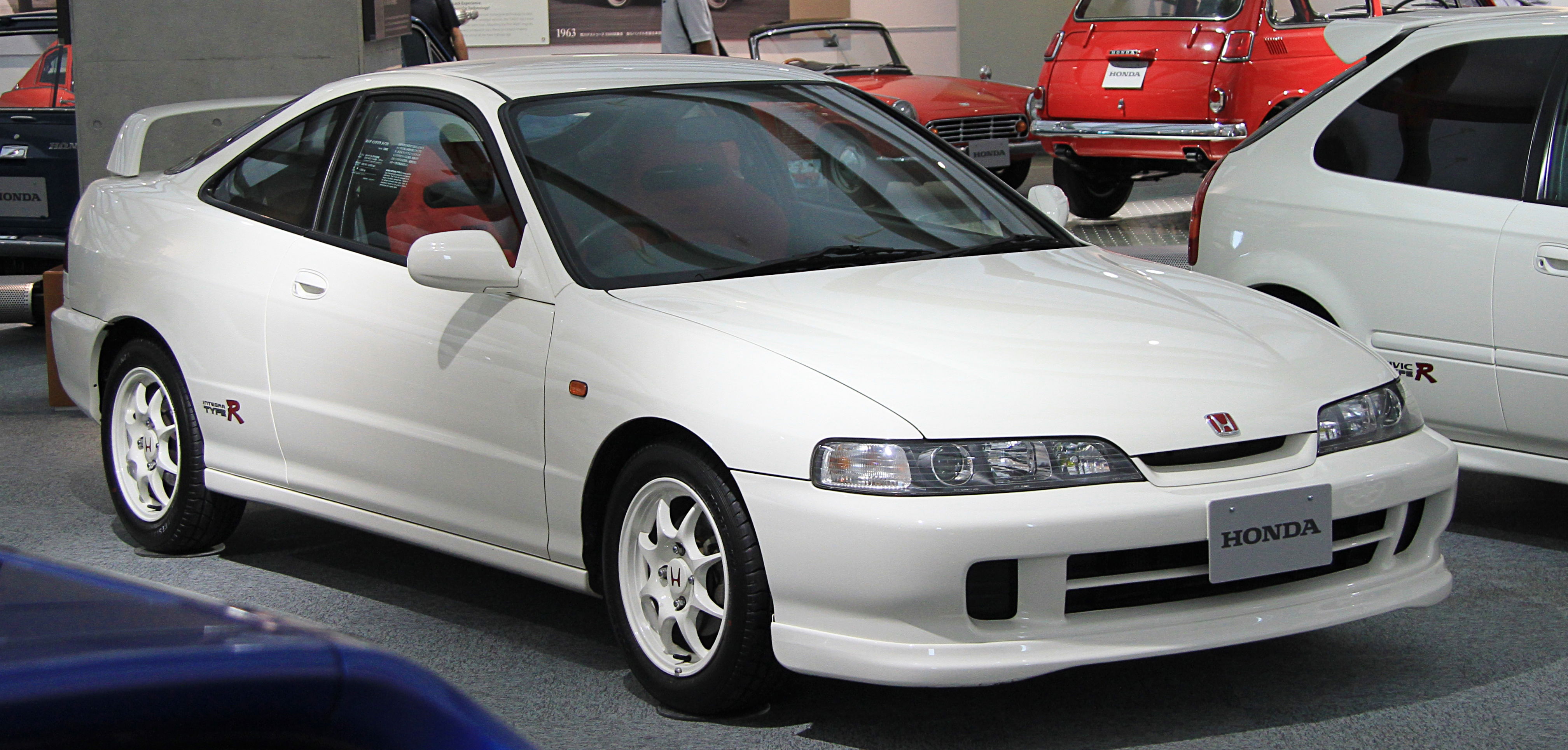 8 Of The Highest-Revving Production Cars Ever Made #BlogPost