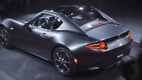 Mazda Unveiled the 2017 MX-5 RF and It's Stunning!