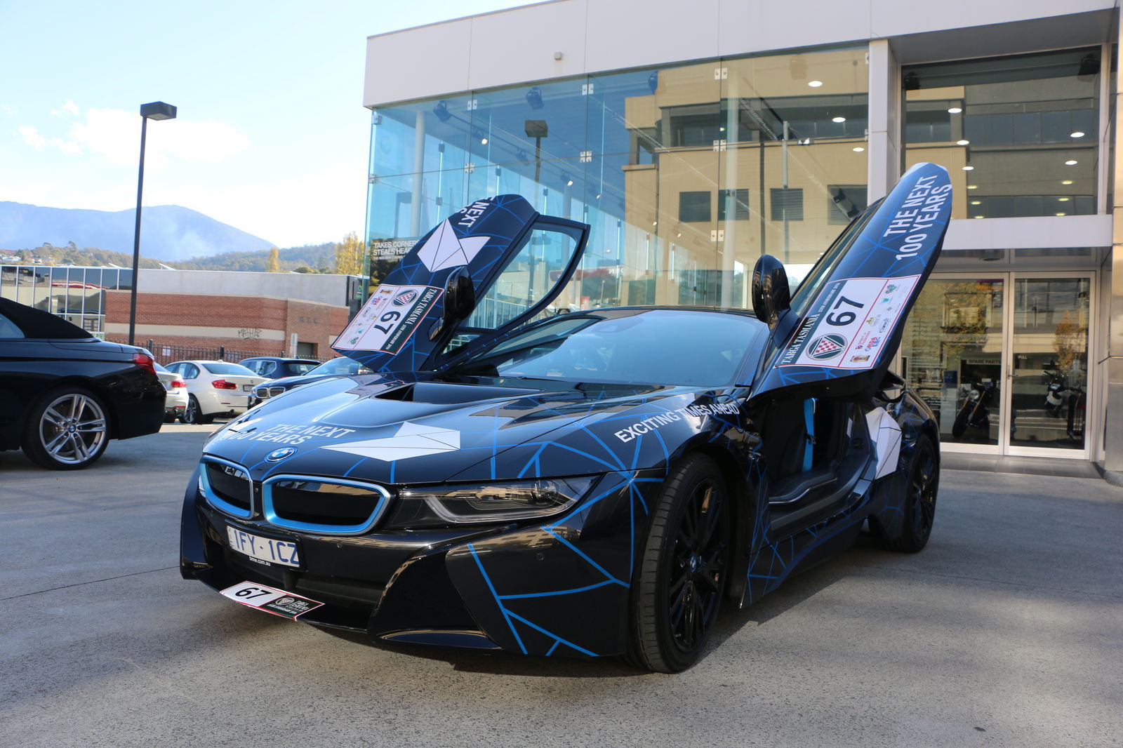Full Review: BMW i8