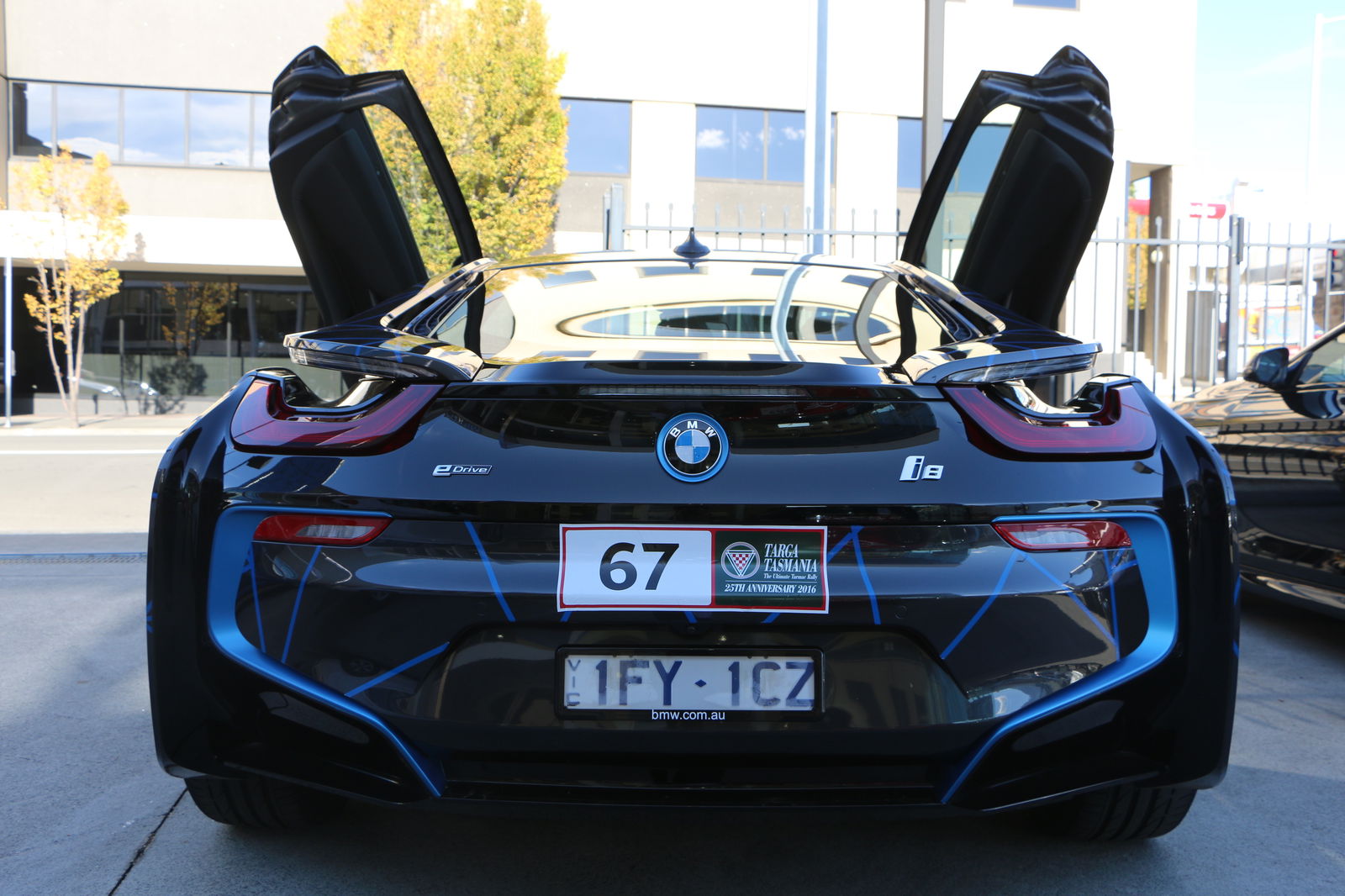 Full Review: BMW i8