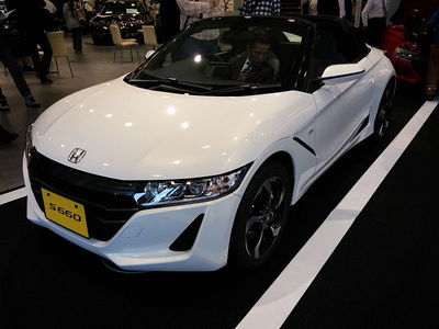 Present-day Honda S660, a.k.a. the Beat's sucessor