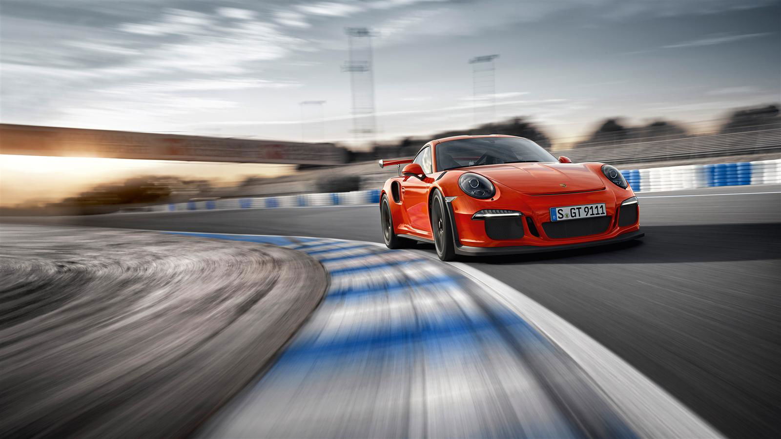 Special Sundays: The Porsche 911 GT3 RS