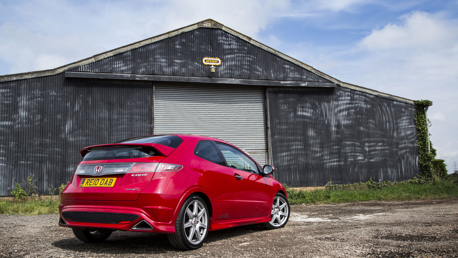 Does The FN2 Honda Civic Type R Deserve All The Hate?