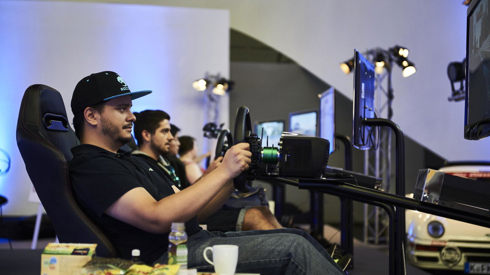 Gamers Set Insane New Racing Record With 48-Hour Forza Stint