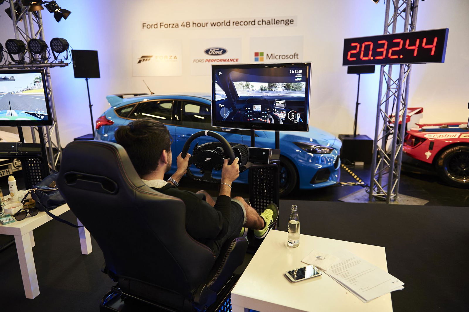 Gamers Set Insane New Racing Record With 48-Hour Forza Stint