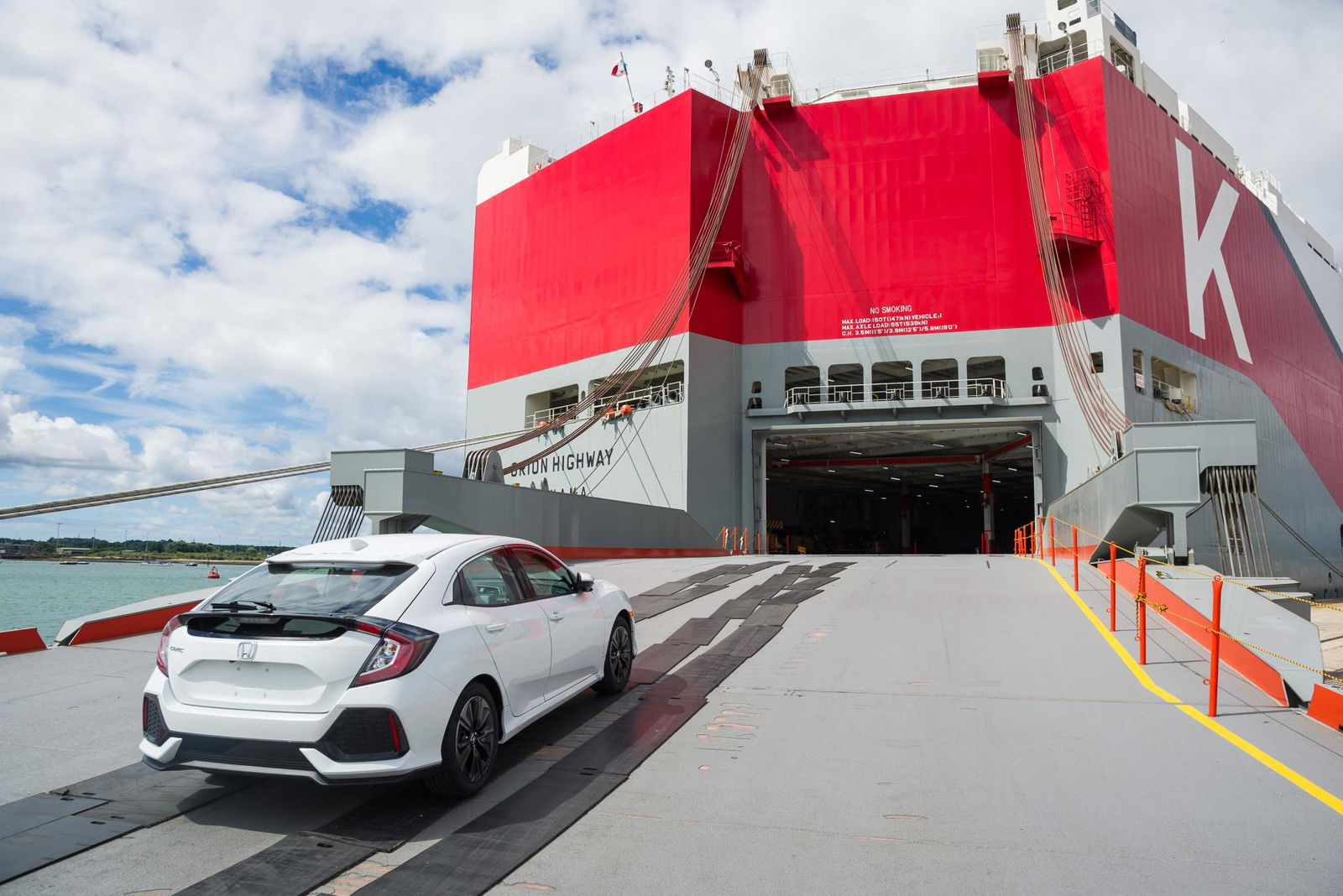 8 Things We Know About The 2018 Honda Civic Type R Right Now