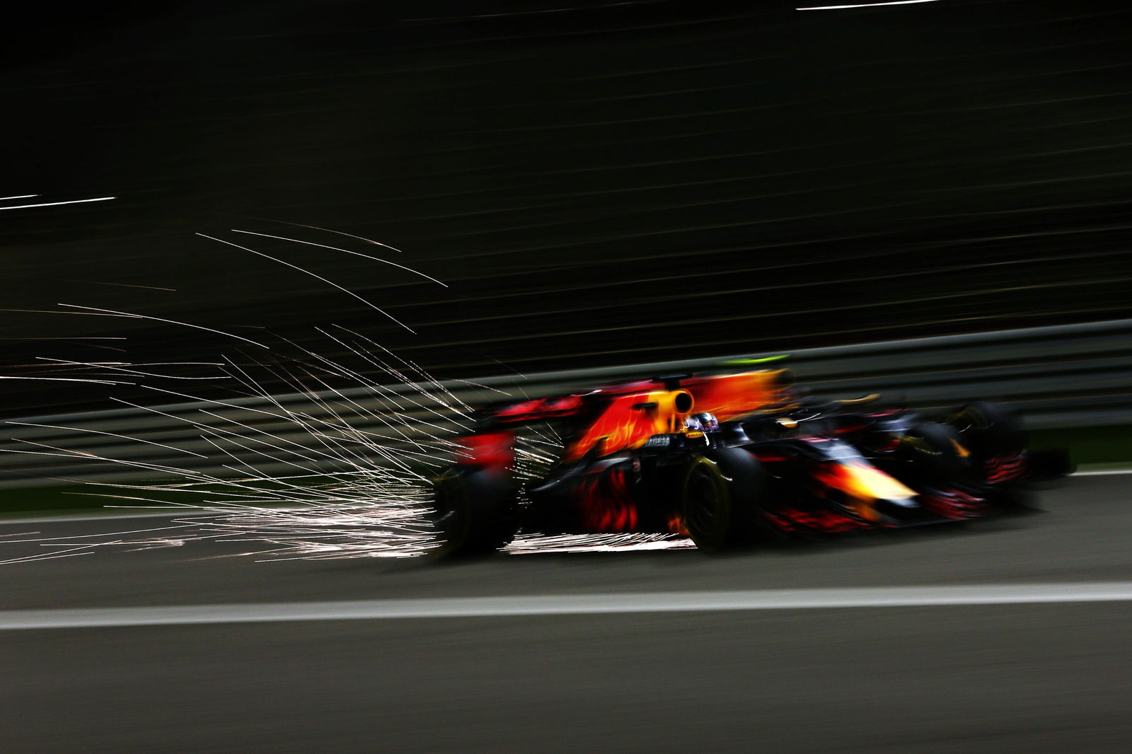 Here’s How Formula 1 Cars Compare To Electric Formula E Racers