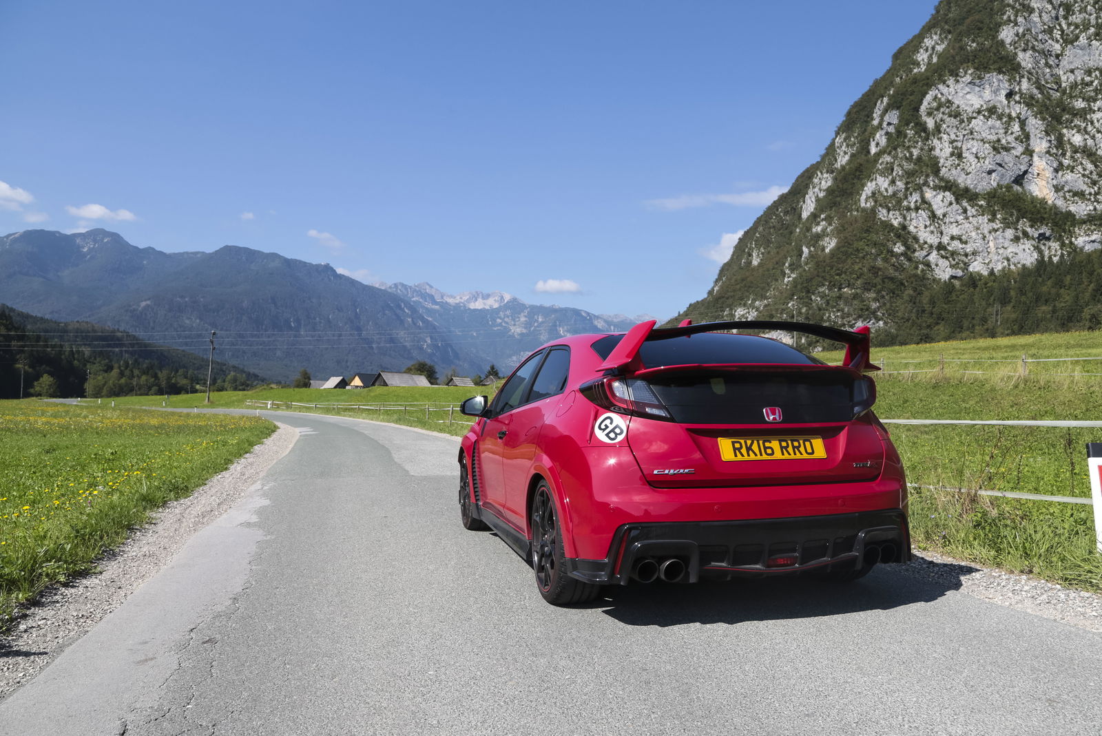7 Reasons Why The Honda Civic Type R Isn't The Terrible GT Car You Think It Is