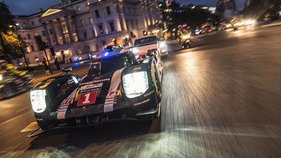 Mark Webber Drove His Porsche WEC Car Around London And It Looked Epic