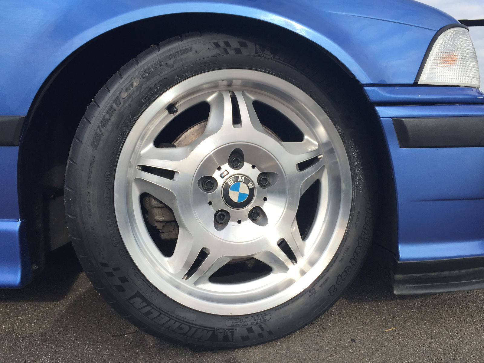 These Michelin Pilot Sport Cup 2 tyres offer the world of grip on track!