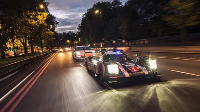 Mark Webber Drove His Porsche WEC Car Around London And It Looked Epic