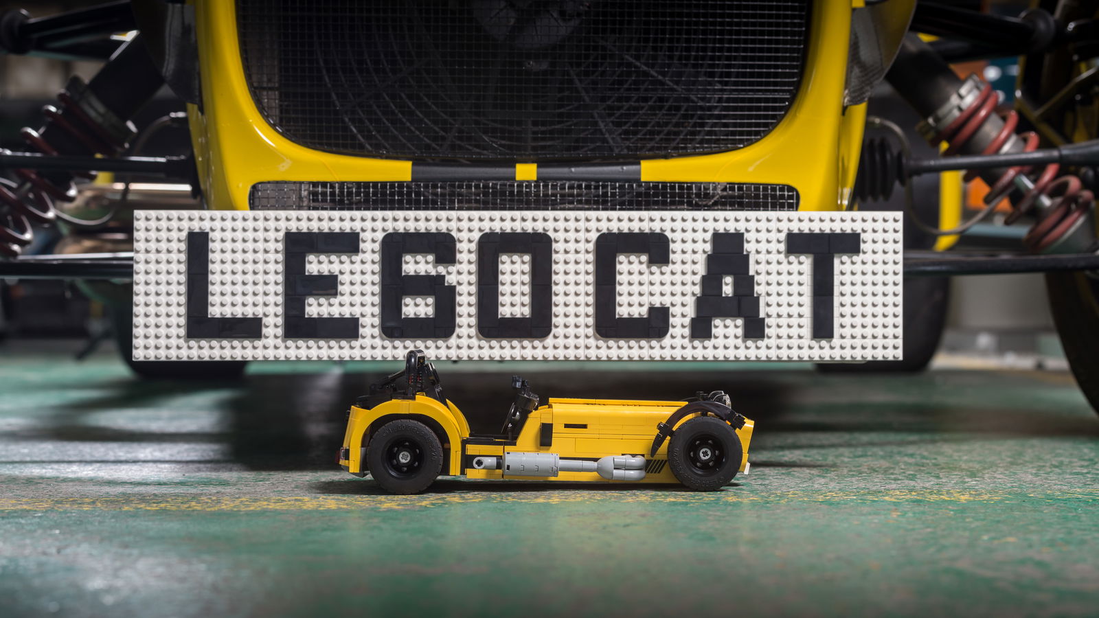 There's Now A Lego Caterham Seven And We Want It Badly