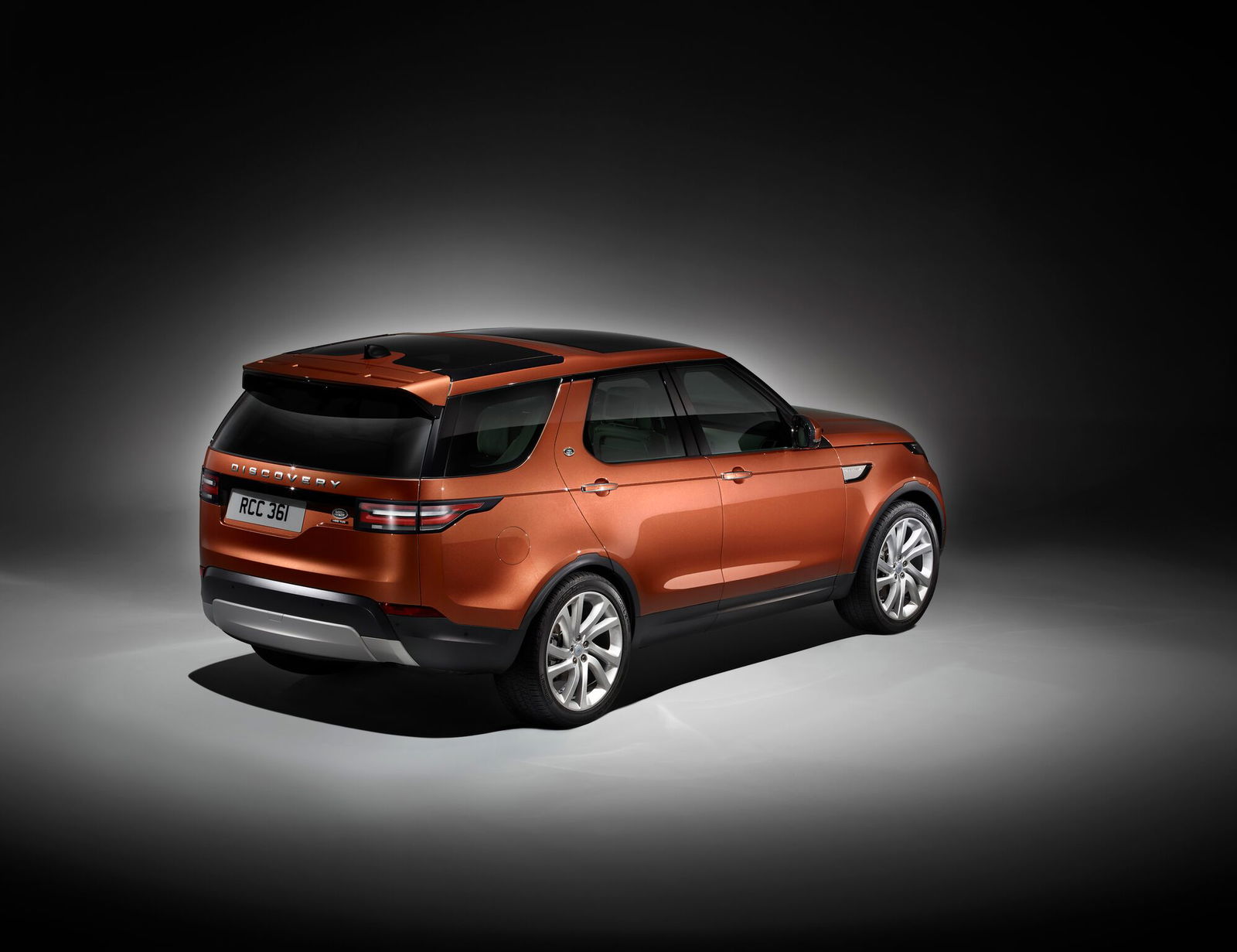 The New Land Rover Discovery Is Here