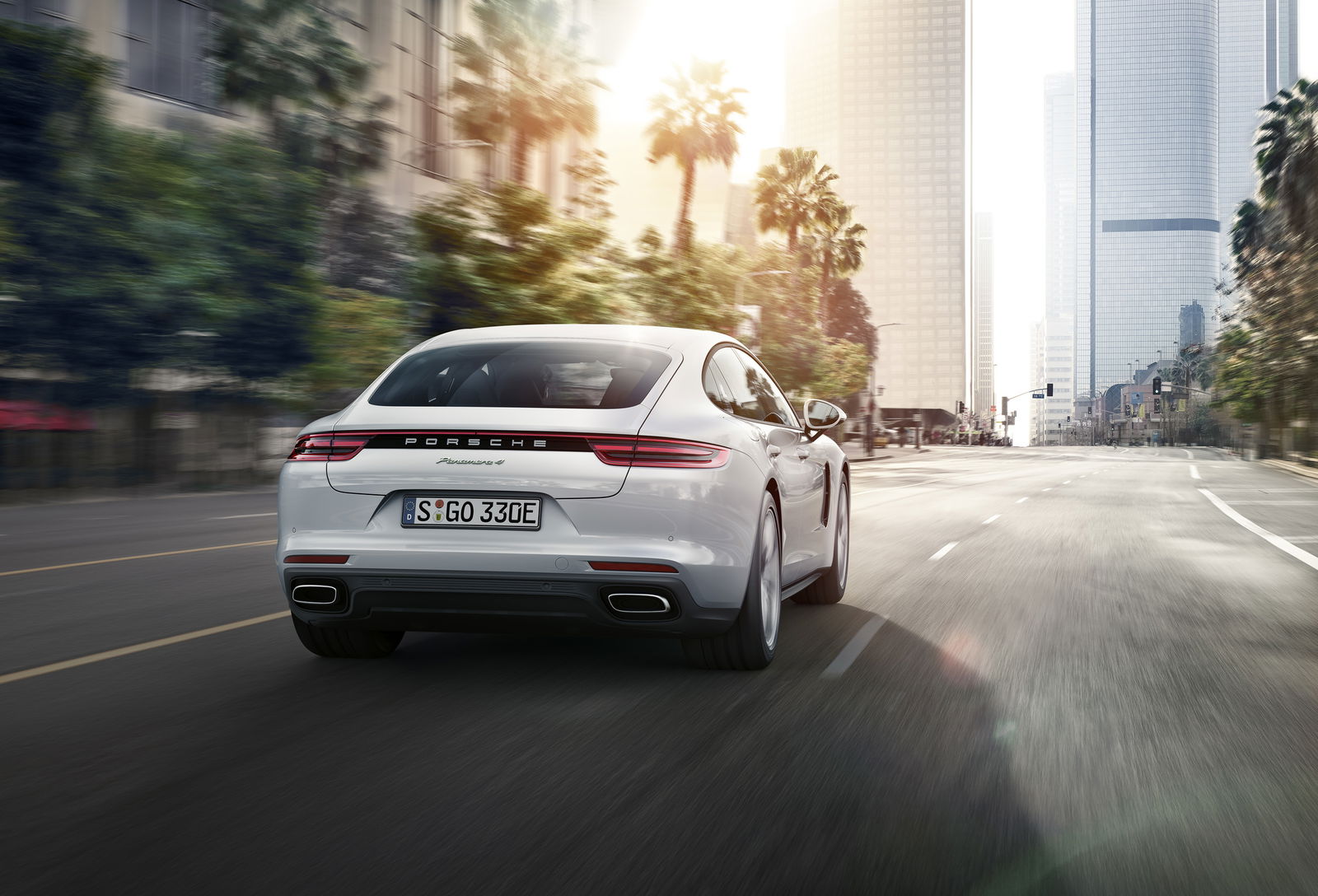 The All-New Porsche Panamera 4 E-Hybrid Is A 456bhp Non-Ugly Eco Warrior