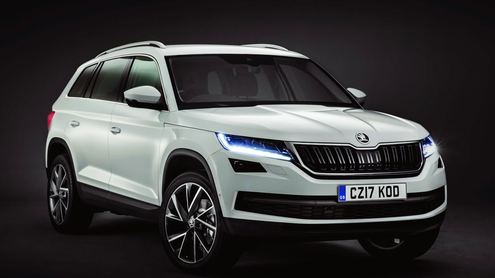 The 7-Seater Skoda Kodiaq SUV Is Here To Make The Volvo XC90 Look Stupidly Expensive