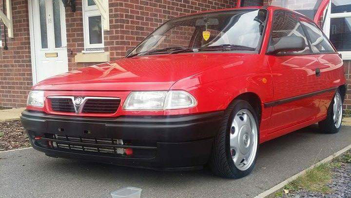 This Guy Put A 322bhp Saab Turbo Engine Into A Vauxhall Astra Because Why Not