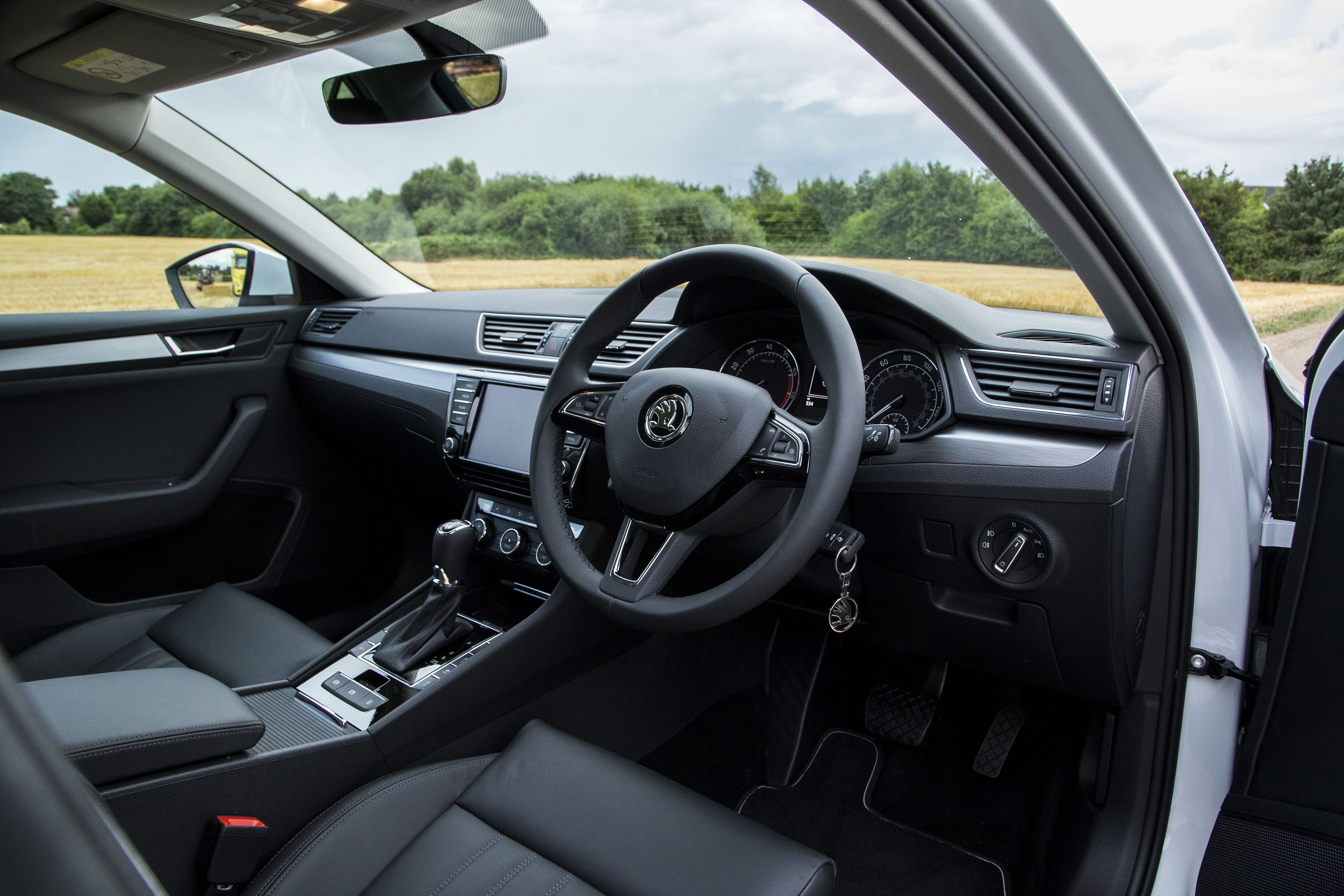 Skoda Superb 280 Review: The Baffling But Brilliant 276bhp Sleeper