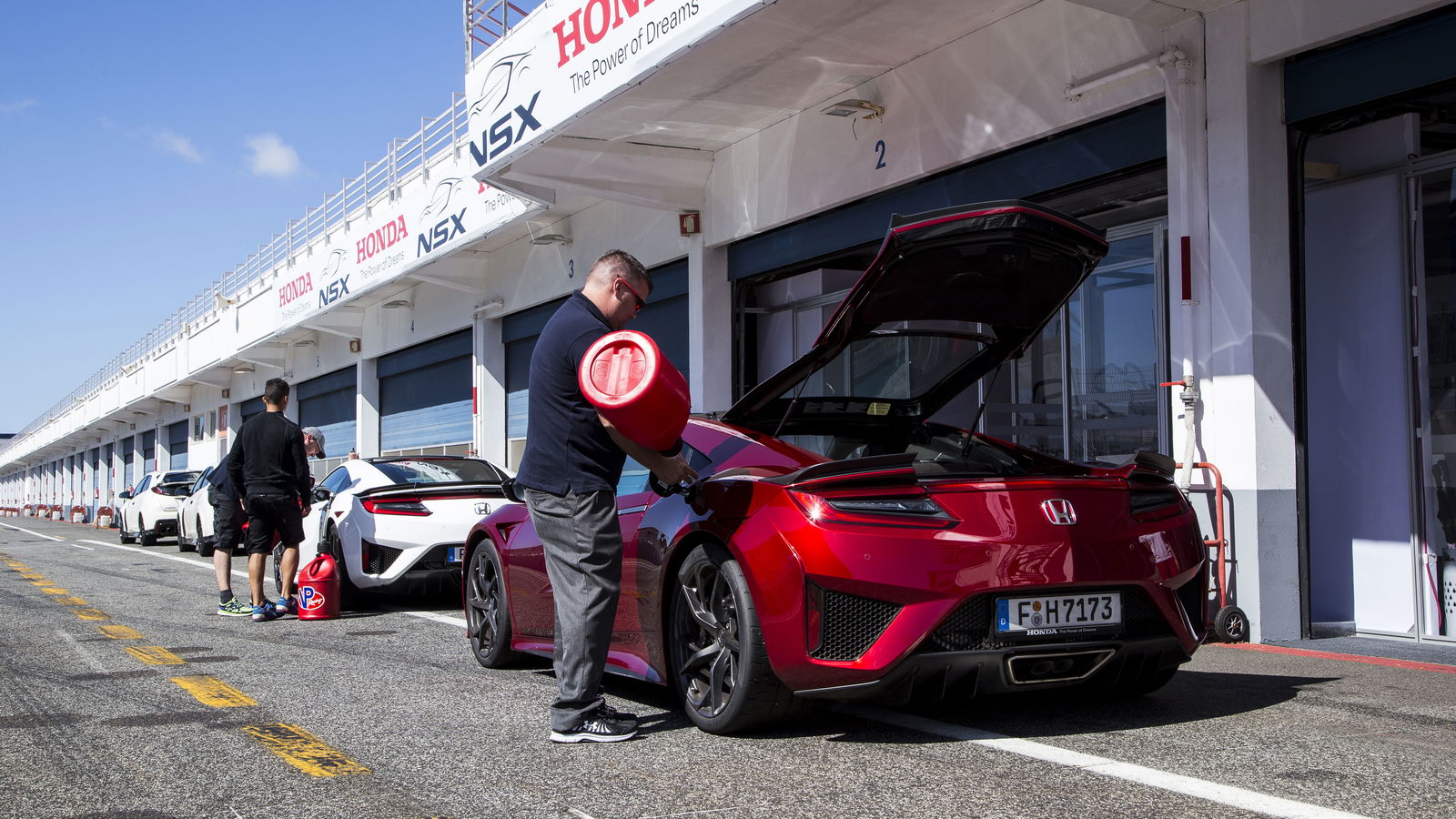 7 Fascinating Technical Facts About The 2017 Honda NSX