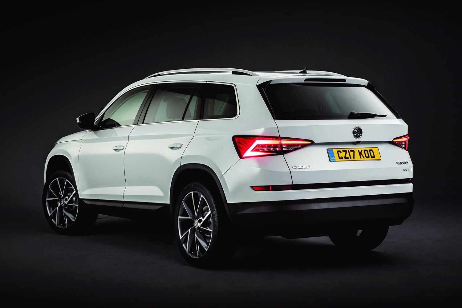 The 7-Seater Skoda Kodiaq SUV Is Here To Make The Volvo XC90 Look Stupidly Expensive