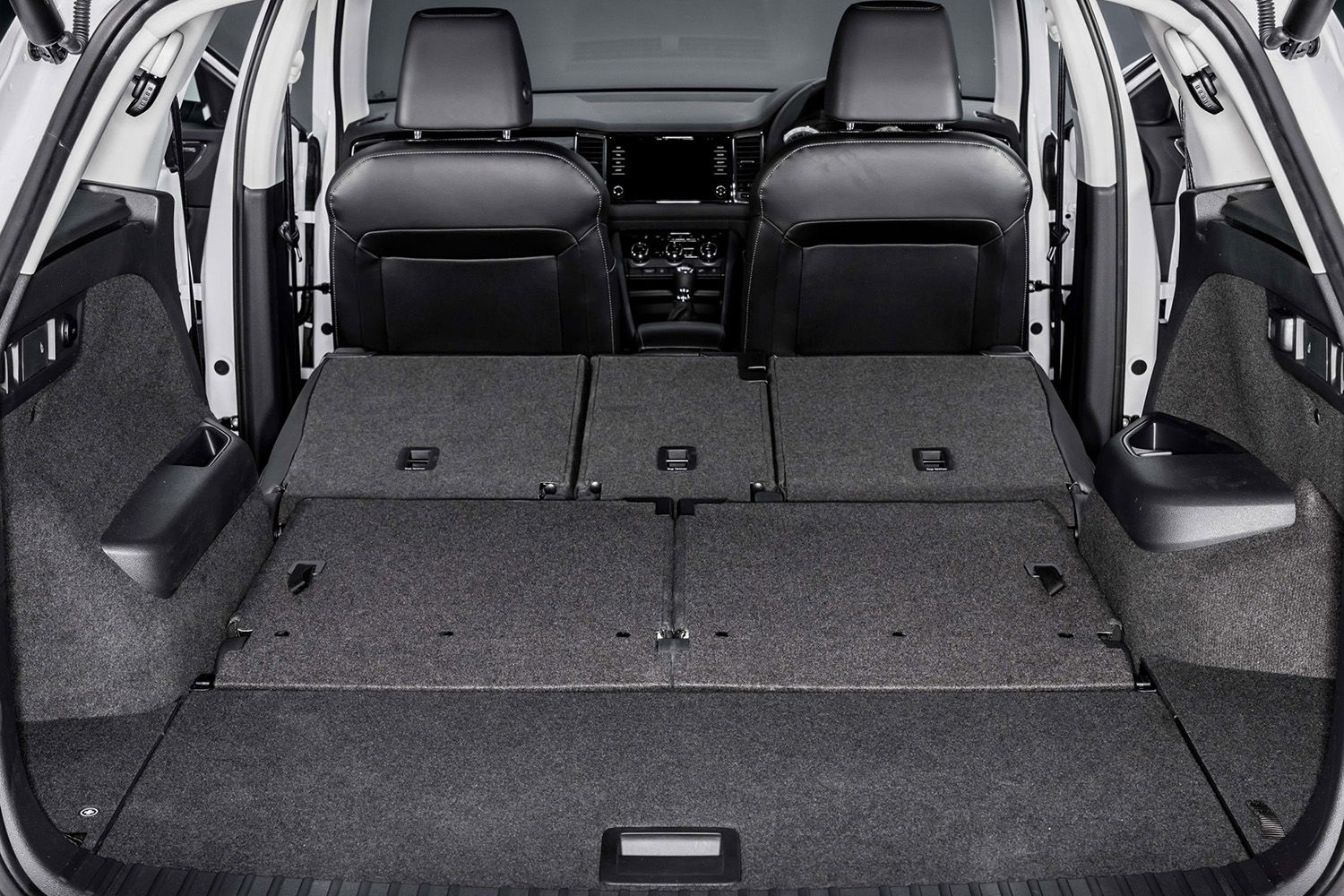 The 7-Seater Skoda Kodiaq SUV Is Here To Make The Volvo XC90 Look Stupidly Expensive
