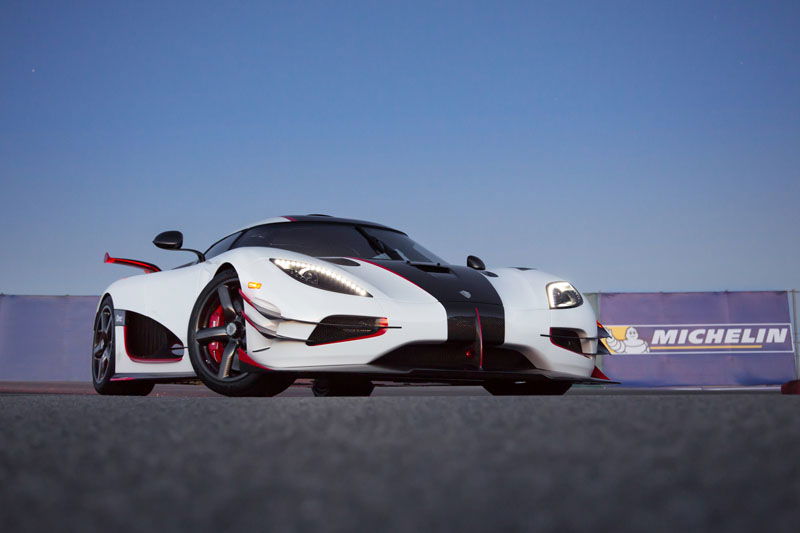 The 7 Greatest Analog Supercars Of All Time